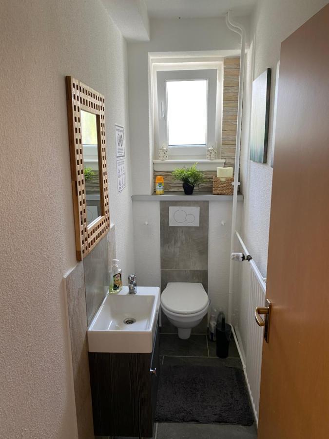Kleines Apartment Mit Begehbarer Dusche Im Schlafzimmer Eberbach  Exteriér fotografie
